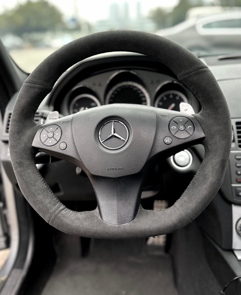 Suede steering wheel cover (Available for all makes and models)